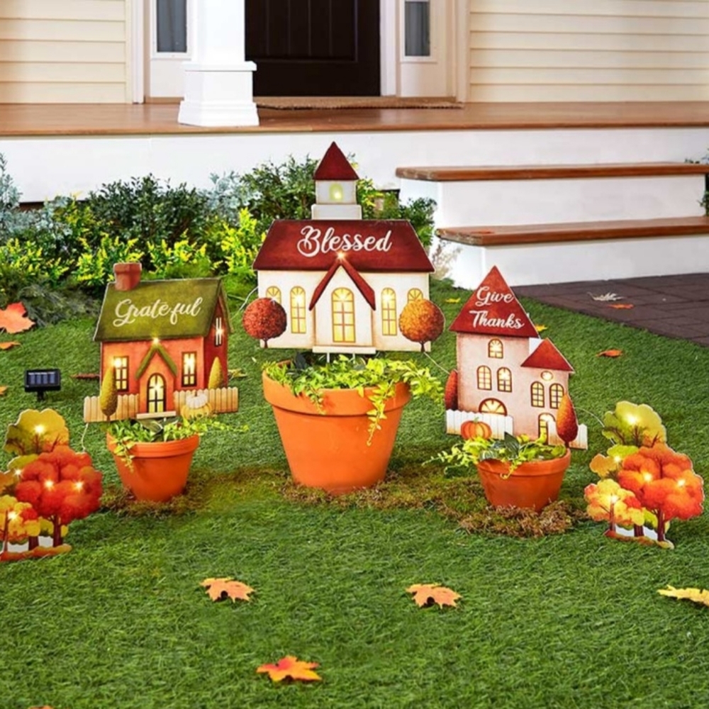 Set of 5 piece village outside  Decor